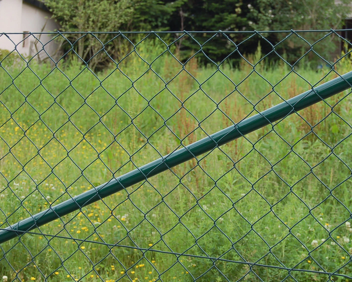 How to Install a Chain Link Fence: A Step-by-Step Guide